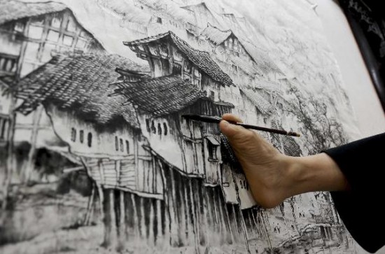 Хуан Гофу художник без рук